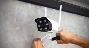 Caught On Home Security Camera (Laughs)