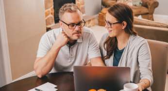 Comparing Online Vs. Banks Vs. Mortgage Brokers When Refinancing